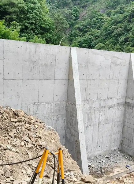 常州天宁区重力式挡土墙